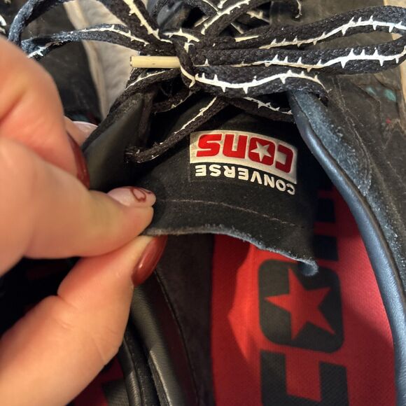 Converse One Star Pro Roses A01579C Black Red Suede Skateboard size 10.5 men's - Picture 5 of 10